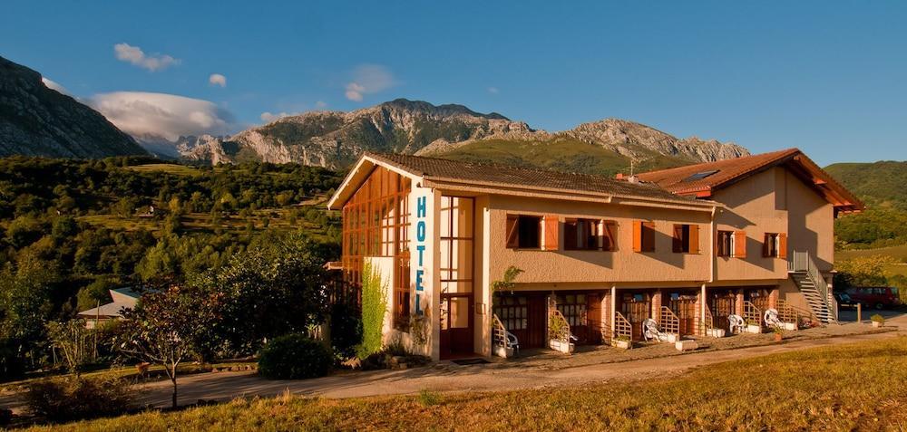 Hotel Torrecerredo Arenas De Cabrales Zewnętrze zdjęcie
