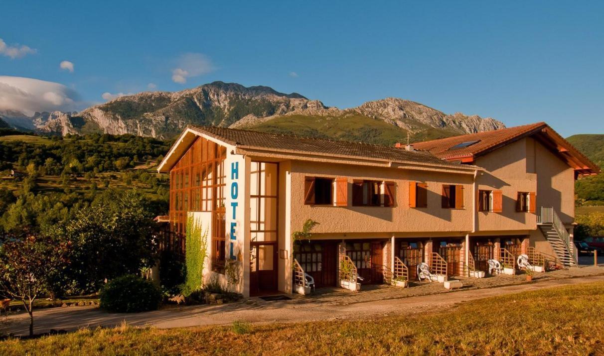 Hotel Torrecerredo Arenas De Cabrales Zewnętrze zdjęcie